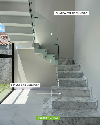 Imagem Casa com 3 Quartos à Venda, 237 m² em Santa Felicidade - Curitiba