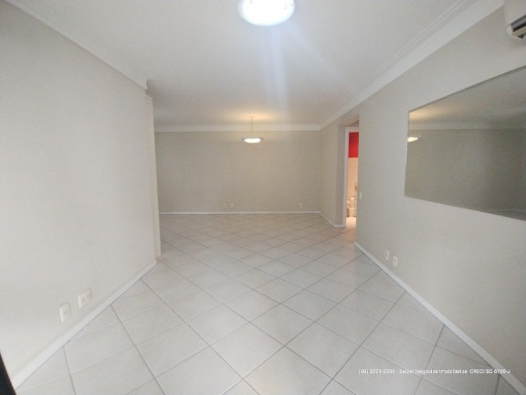 Imagem Apartamento com 3 Quartos à Venda, 151 m² em Centro - Florianópolis