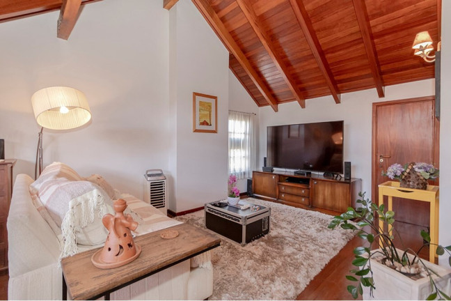 Imagem Casa com 3 Quartos à Venda, 230 m² em Tristeza - Porto Alegre Imagem Casa com 3 Quartos à Venda, 230 m² em Tristeza - Porto Alegre