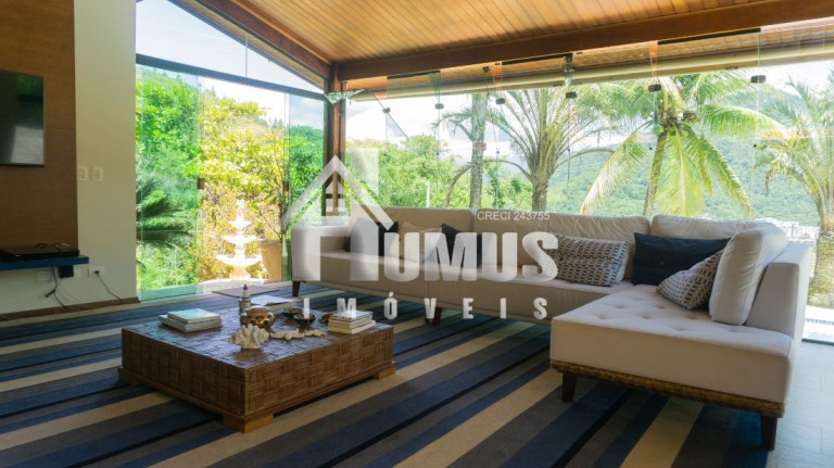 Casa de Condomínio com 5 Quartos à Venda, 300 m² em Toninhas - Ubatuba
