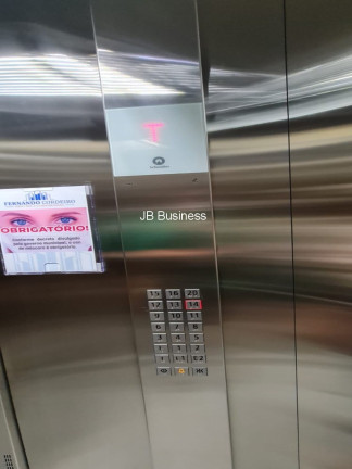 Imóvel com 2 Quartos à Venda, 65 m² em Centro - Itajaí
