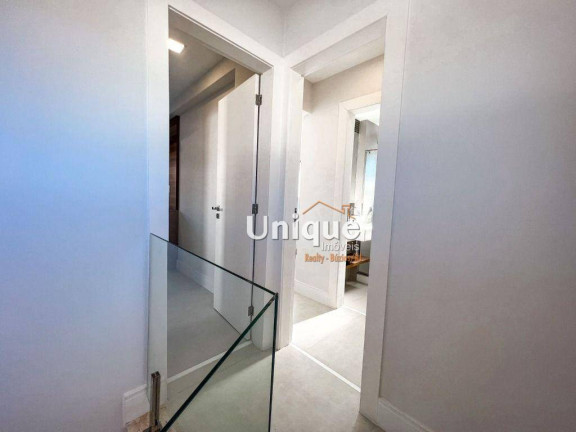 Imagem Casa com 4 Quartos à Venda, 130 m² em Centro - Armação Dos Búzios
