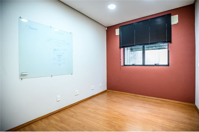 Imagem Sala Comercial à Venda, em Auxiliadora - Porto Alegre Imagem Sala Comercial à Venda, em Auxiliadora - Porto Alegre
