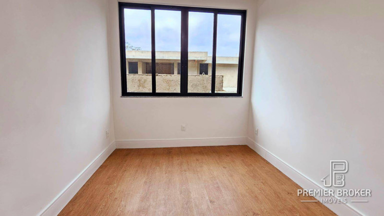 Imagem Casa com 3 Quartos à Venda, 289 m² em Quebra Frascos - Teresópolis