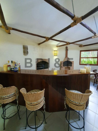 Imagem Casa com 6 Quartos à Venda, 5.000 m² em Recanto Araucária - Campos Do Jordão