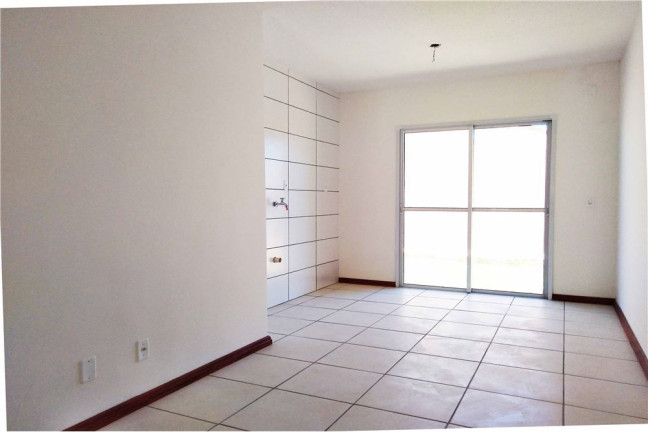 Imagem Casa com 2 Quartos à Venda,  em Restinga - Porto Alegre