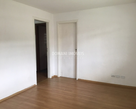 Imagem Imóvel com 4 Quartos à Venda, 317 m² em Região Da Abernéssia - Campos Do Jordão Imagem Imóvel com 4 Quartos à Venda, 317 m² em Região Da Abernéssia - Campos Do Jordão