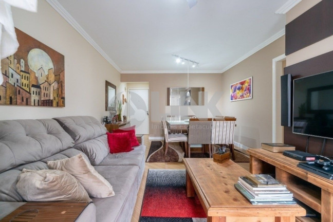 Imagem Apartamento com 3 Quartos à Venda, 95 m² em Passo Da Areia - Porto Alegre Imagem Apartamento com 3 Quartos à Venda, 95 m² em Passo Da Areia - Porto Alegre