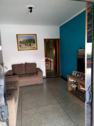 Imagem Casa com 3 Quartos à Venda, 200 m² em Jardim Ype - Poços De Caldas
