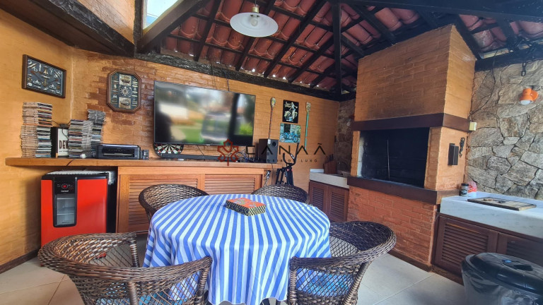 Imagem Casa com 4 Quartos à Venda, 170 m² em Centro - Armação Dos Búzios