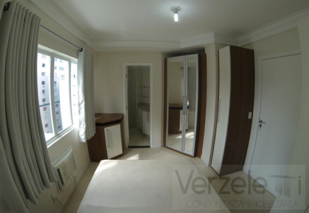 Imagem Apartamento com 3 Quartos para Temporada, 135 m² em Centro - Balneário Camboriú Imagem Apartamento com 3 Quartos para Temporada, 135 m² em Centro - Balneário Camboriú