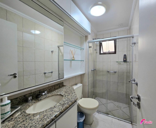Imagem Apartamento com 3 Quartos à Venda, 93 m² em Centro - Florianópolis Imagem Apartamento com 3 Quartos à Venda, 93 m² em Centro - Florianópolis