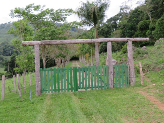 Imagem Chácara com 7 Quartos à Venda, 447 m² em Bom Retiro - Caldas Imagem Chácara com 7 Quartos à Venda, 447 m² em Bom Retiro - Caldas