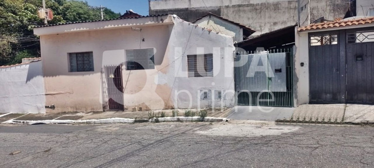 Imagem Casa com 11 Quartos à Venda, 120 m² em Vila Maria - São Paulo Imagem Casa com 11 Quartos à Venda, 120 m² em Vila Maria - São Paulo