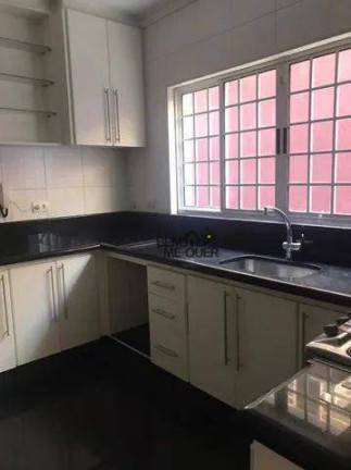 Imagem Sobrado com 3 Quartos à Venda, 283 m² em Parque São Domingos - São Paulo
