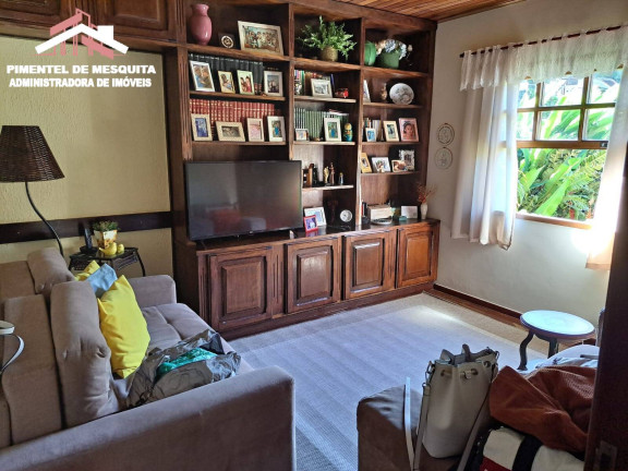 Imagem Casa com 4 Quartos à Venda, 630 m² em Catarcione - Nova Friburgo