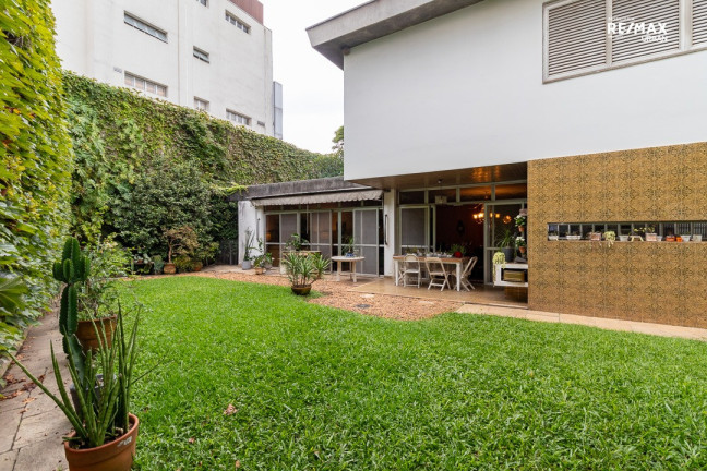 Imagem Casa com 4 Quartos à Venda, 317 m² em Jardim Guedala - São Paulo
