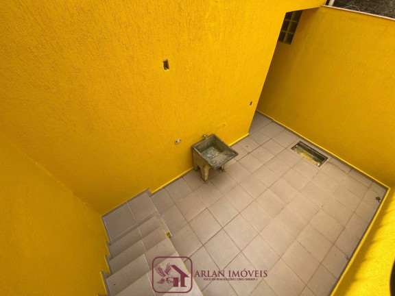Imagem Casa com 3 Quartos à Venda, 242 m² em Jardim Dos Eucaliptos - Caieiras