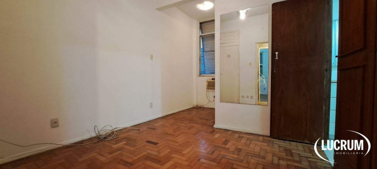 Imagem Apartamento com 3 Quartos à Venda, 120 m² em Copacabana - Rio De Janeiro