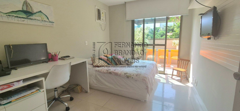 Imagem Imóvel com 4 Quartos à Venda, 271 m² em Barra Da Tijuca - Rio De Janeiro Imagem Imóvel com 4 Quartos à Venda, 271 m² em Barra Da Tijuca - Rio De Janeiro