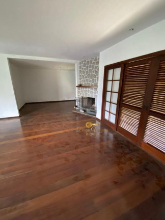 Imagem Casa com 5 Quartos à Venda, 212 m² em Alto - Teresópolis Imagem Casa com 5 Quartos à Venda, 212 m² em Alto - Teresópolis