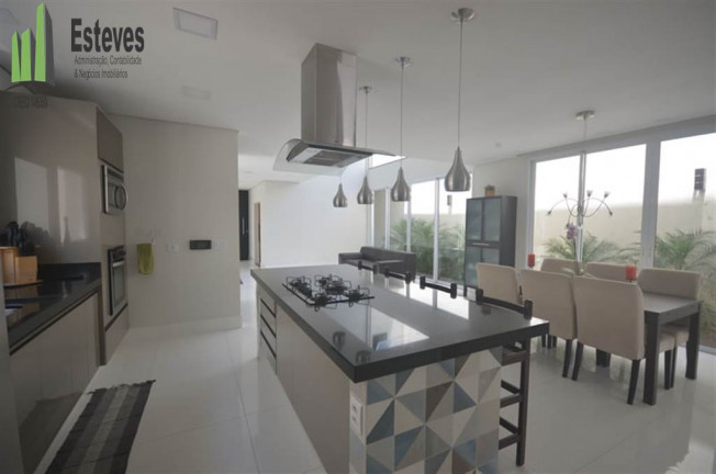 Imagem Sobrado com 5 Quartos à Venda, 375 m² em Cibratel Ii - Itanhaem Imagem Sobrado com 5 Quartos à Venda, 375 m² em Cibratel Ii - Itanhaem