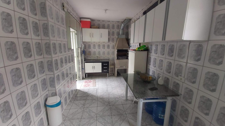 Imagem Casa com 3 Quartos à Venda, 242 m² em Helena Maria - Osasco