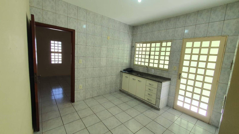 Imagem Casa com 2 Quartos à Venda, 125 m² em Esplanada Independência - Taubaté Imagem Casa com 2 Quartos à Venda, 125 m² em Esplanada Independência - Taubaté