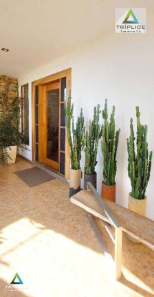 Imagem Casa com 5 Quartos à Venda, 348 m² em Nossa Senhora De Lourdes - Juiz De Fora
