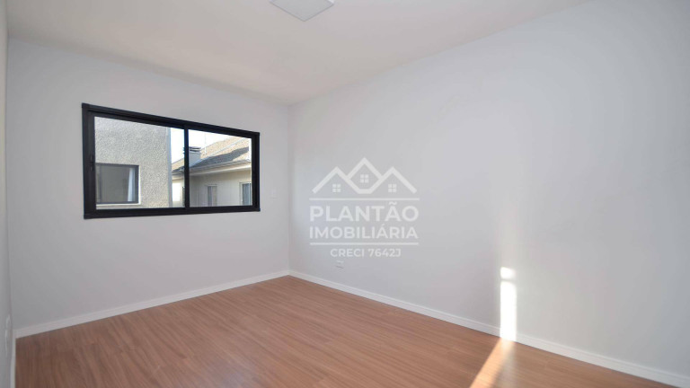 Imagem Sobrado com 3 Quartos à Venda, 105 m² em Uberaba - Curitiba Imagem Sobrado com 3 Quartos à Venda, 105 m² em Uberaba - Curitiba