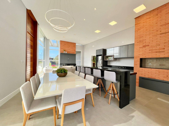 Imagem Casa com 4 Quartos à Venda,  em Centro - Xangri-lá