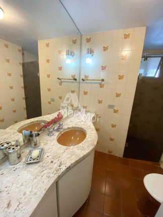 Imagem Apartamento com 4 Quartos à Venda, 180 m² em Pitangueiras - Guarujá