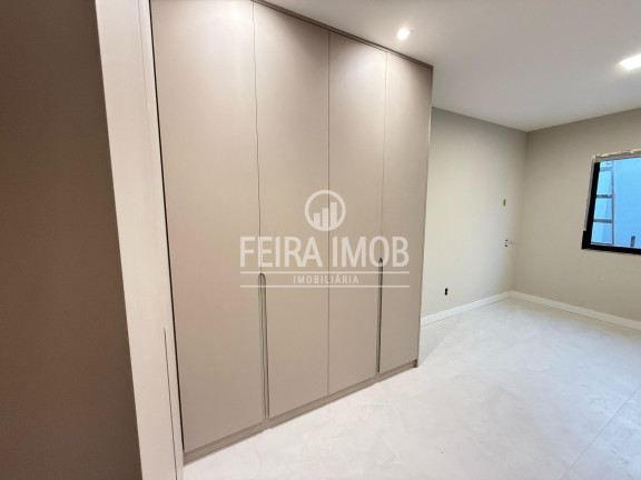 Casa com 3 Quartos para Alugar, 180 m² em Sim - Feira De Santana