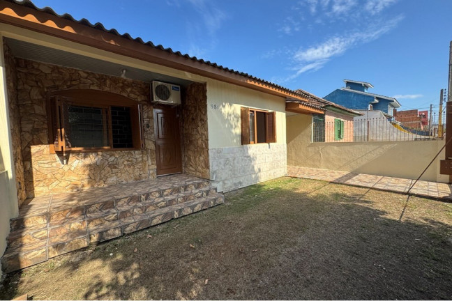 Imagem Casa com 3 Quartos à Venda, 192 m² em Sarandi - Porto Alegre