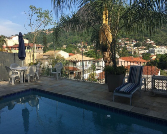 Imagem Casa com 4 Quartos à Venda, 480 m² em São Francisco - Niterói Imagem Casa com 4 Quartos à Venda, 480 m² em São Francisco - Niterói