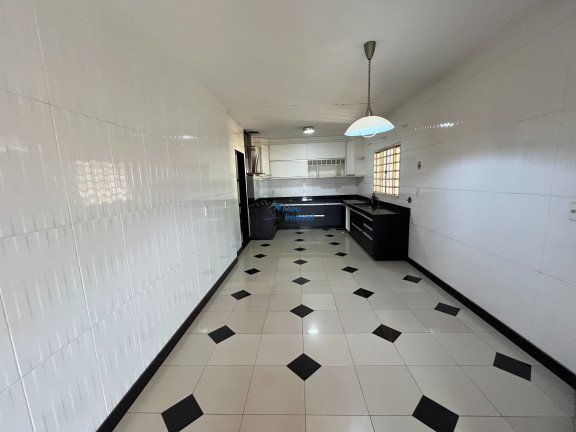Imagem Casa com 3 Quartos à Venda, 230 m² em Taguatinga - Brasilia Imagem Casa com 3 Quartos à Venda, 230 m² em Taguatinga - Brasilia