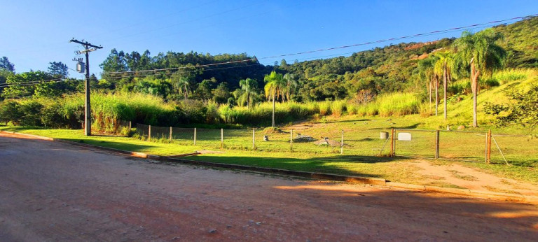 Imóvel à Venda, 282 m² em Estância Santa Maria Do Laranjal - Atibaia