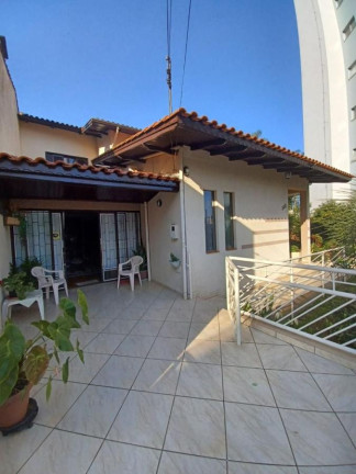 Imagem Casa com 2 Quartos à Venda, 253 m² em Centro - Concórdia Imagem Casa com 2 Quartos à Venda, 253 m² em Centro - Concórdia