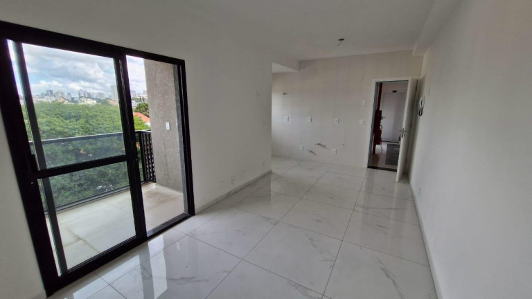 Imagem Apartamento com 2 Quartos à Venda, 55 m² em Guaíra - Curitiba