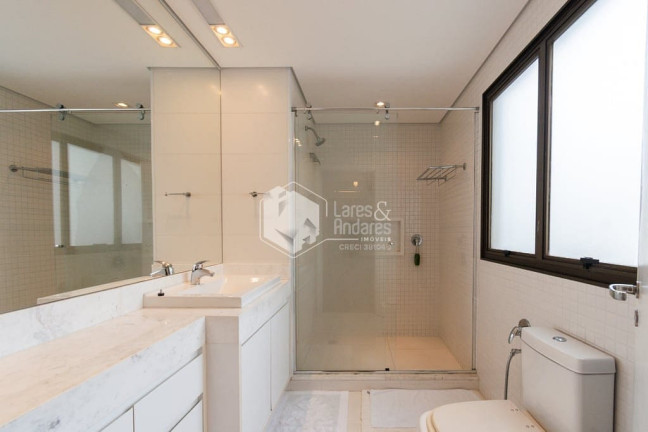 Imagem Imóvel com 3 Quartos à Venda, 389 m² em Moema - São Paulo Imagem Imóvel com 3 Quartos à Venda, 389 m² em Moema - São Paulo