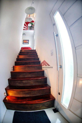Imagem Casa com 8 Quartos à Venda, 400 m² em Maria Paula - Niterói Imagem Casa com 8 Quartos à Venda, 400 m² em Maria Paula - Niterói