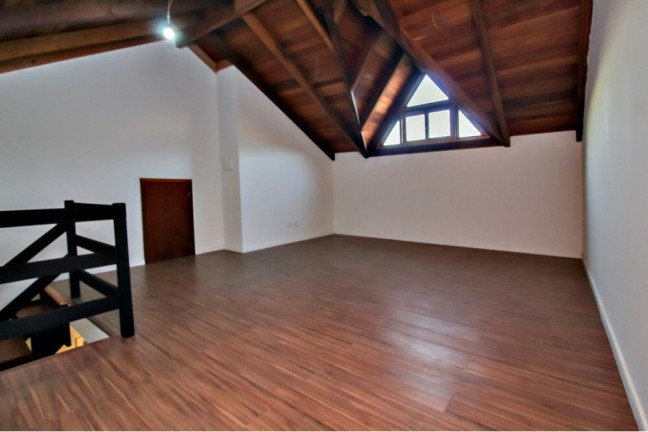 Imagem Casa com 3 Quartos à Venda, 197 m² em Vila Nova - Porto Alegre
