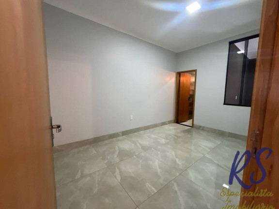 Imagem Casa com 3 Quartos à Venda, 130 m² em Vila São Francisco - Goiânia Imagem Casa com 3 Quartos à Venda, 130 m² em Vila São Francisco - Goiânia