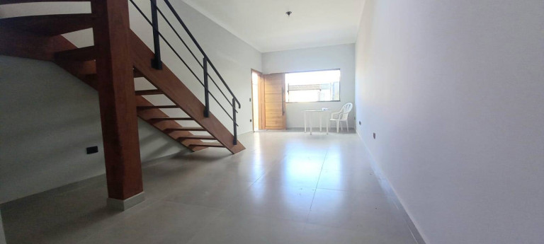 Imagem Sobrado com 3 Quartos à Venda, 170 m² em Alvinópolis - Atibaia