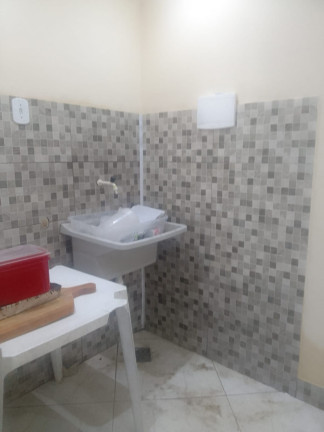 Imagem Casa com 2 Quartos para Alugar, em Guaratiba - Rio De Janeiro Imagem Casa com 2 Quartos para Alugar, em Guaratiba - Rio De Janeiro