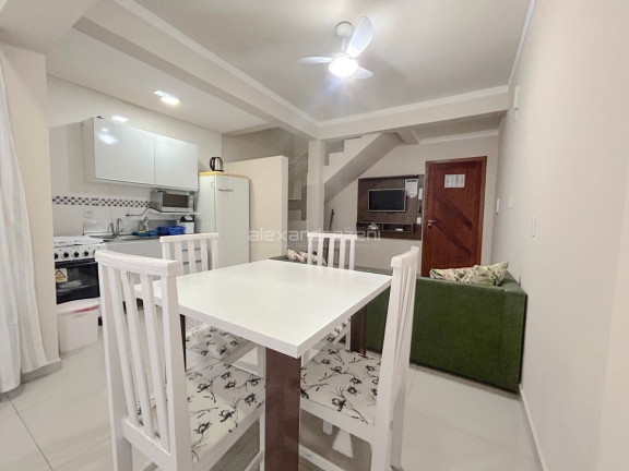 Imagem Apartamento com 1 Quarto para Temporada, 40 m² em Bombas - Bombinhas