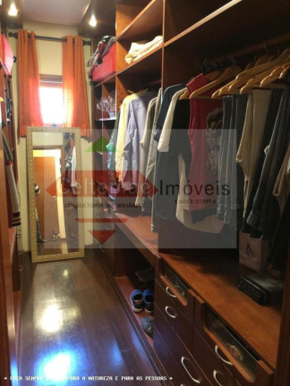 Imagem Casa com 6 Quartos à Venda, 550 m² em Chacaras Catagua - Taubaté Imagem Casa com 6 Quartos à Venda, 550 m² em Chacaras Catagua - Taubaté