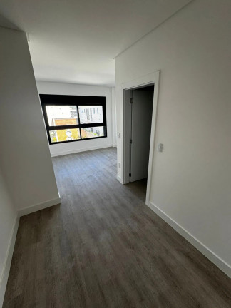 Imagem Casa com 3 Quartos à Venda, 251 m² em Santa Regina - Camboriú