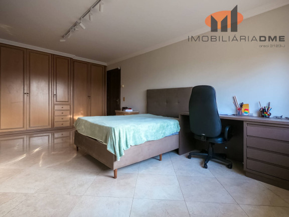 Imagem Casa com 8 Quartos à Venda, 700 m² em Jardim Social - Curitiba