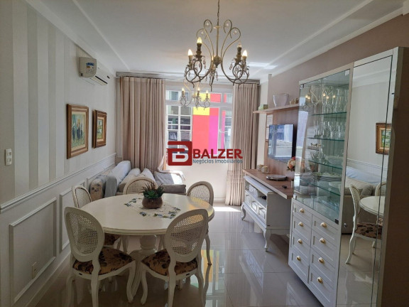 Apartamento com 2 Quartos à Venda, 66 m² em Centro - Florianópolis